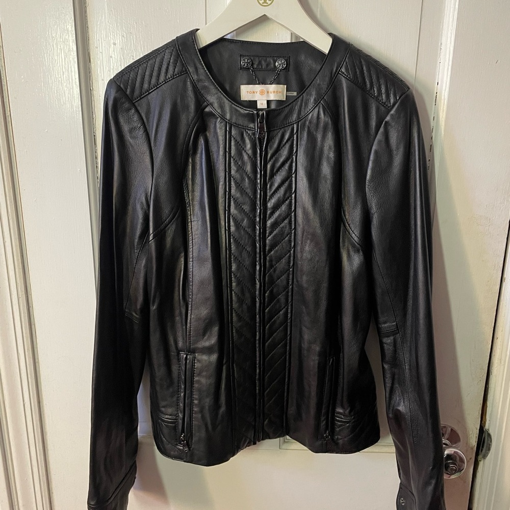 Gorgeous Tory Burch Leather jacket in EXCELLENT condition! Size 12
